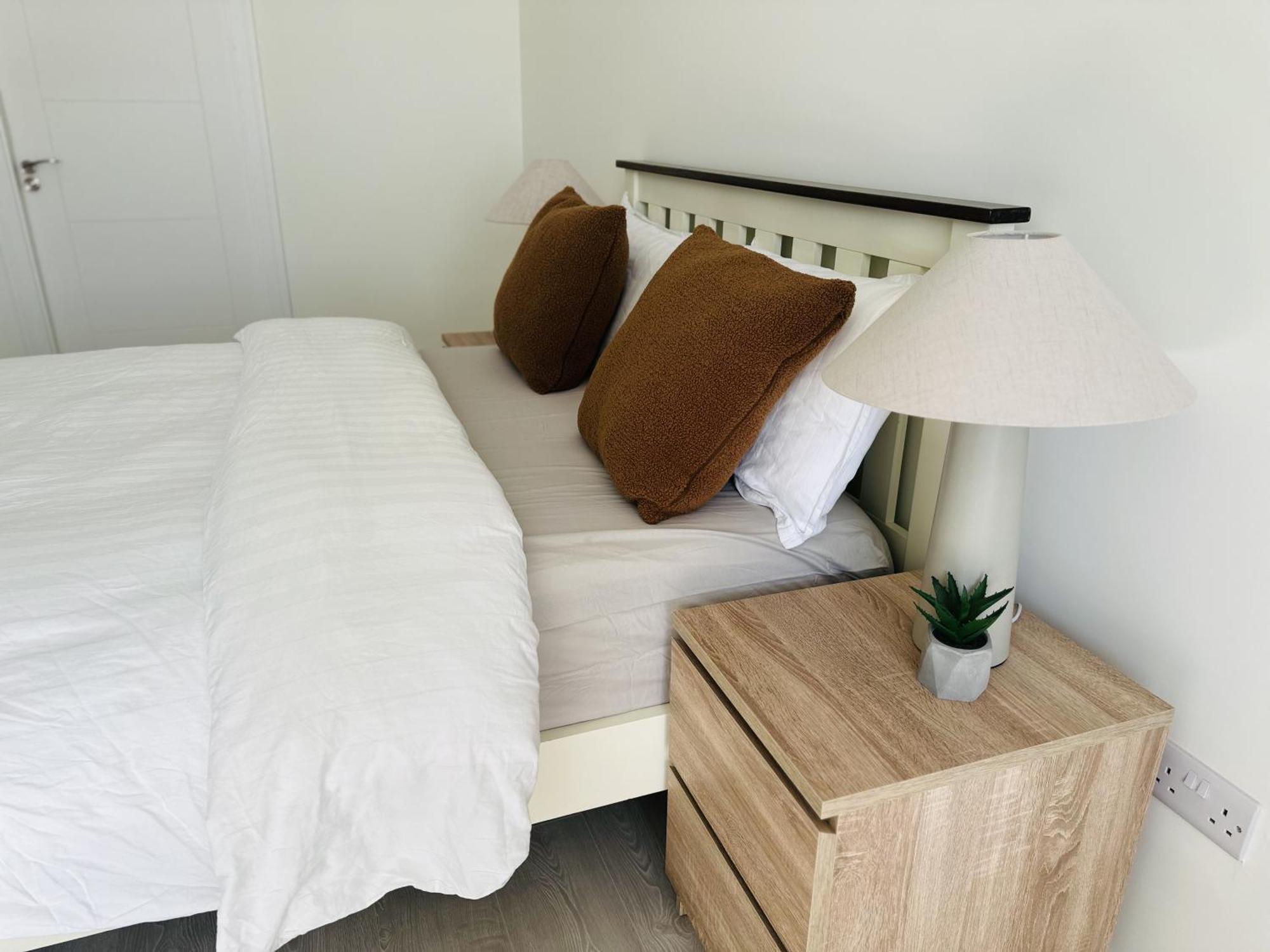 קלונדלקין King Room With Ensuite In Dublin מראה חיצוני תמונה